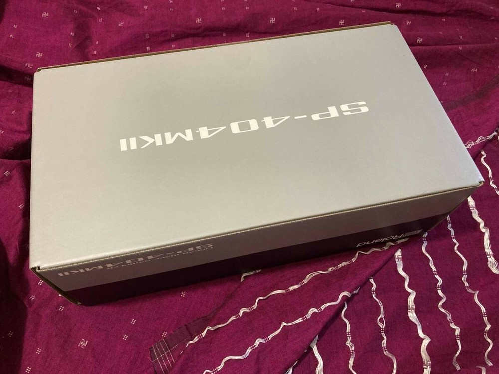 Roland SP-404 MK2 Creative Effector Sampler Beatmaking Machine LINEAR WAVE JP