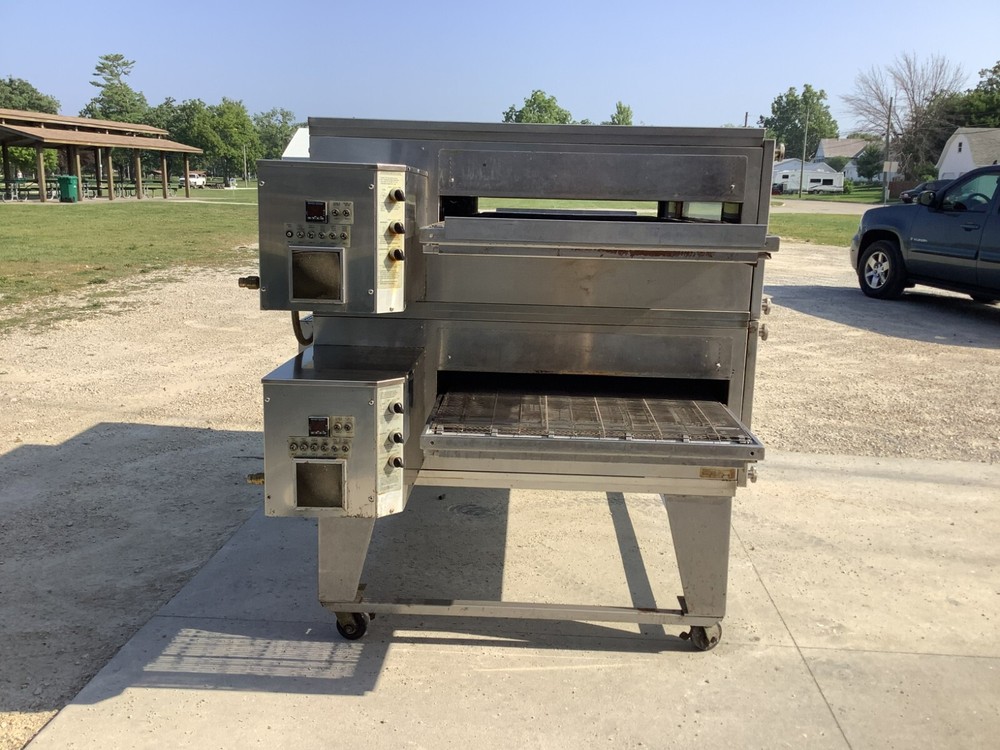 Pizza Oven Conveyor XLT 3270 Double Stack Nat Gas Tested