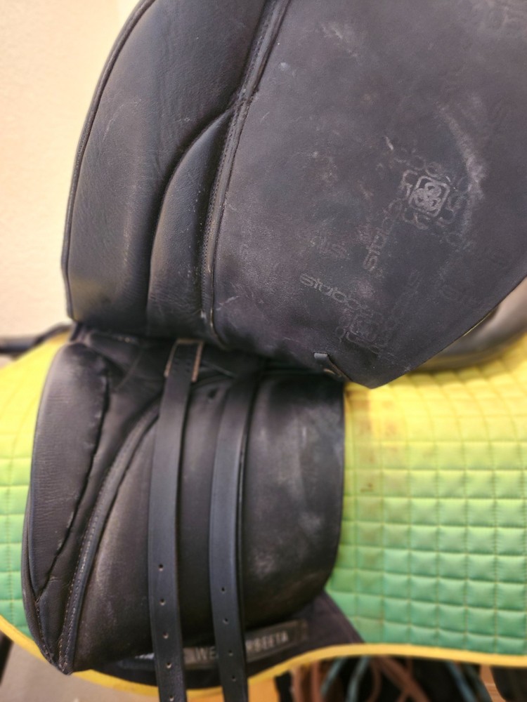 18" Stubben Maestoso saddle