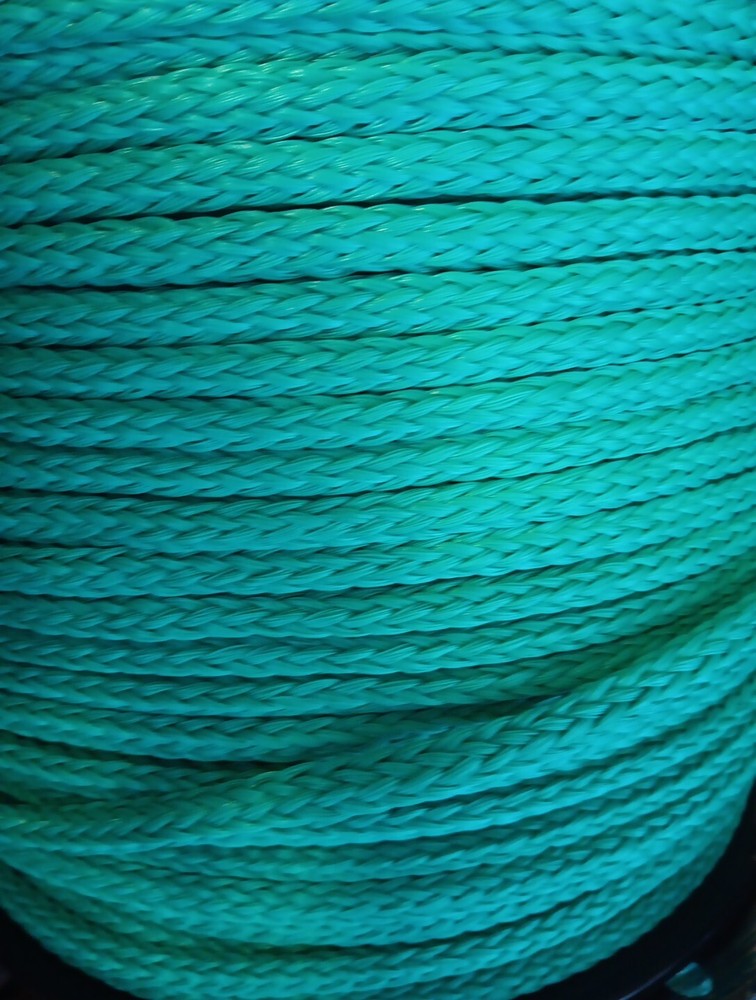 5/16" x 600 ft. High Tenacity Hollow Braid Polyethylene Rope. Teal.