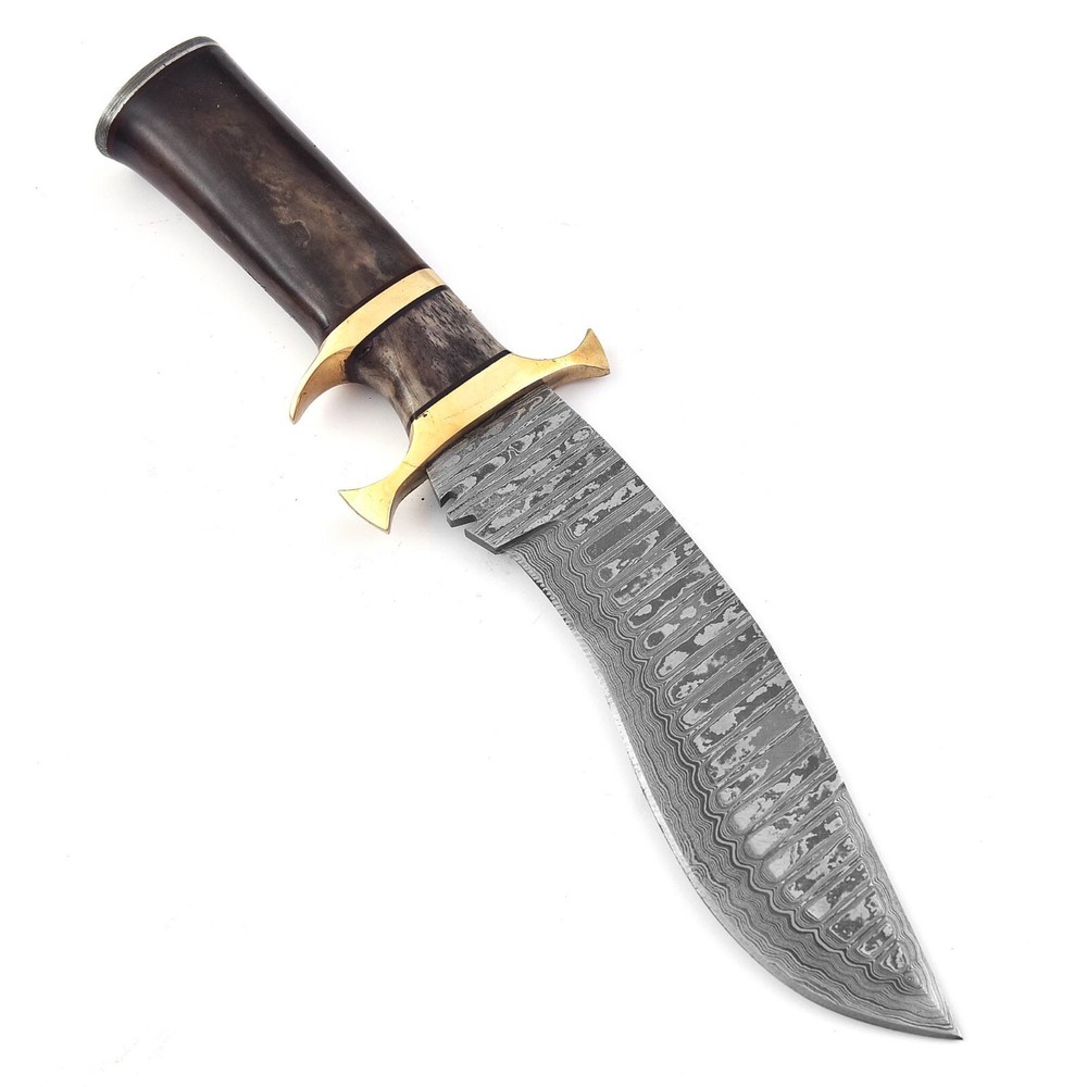 Damascus Fixed Blade Hunting Knife 200 Layers W/ Leather Sheath Black Bone Sharp
