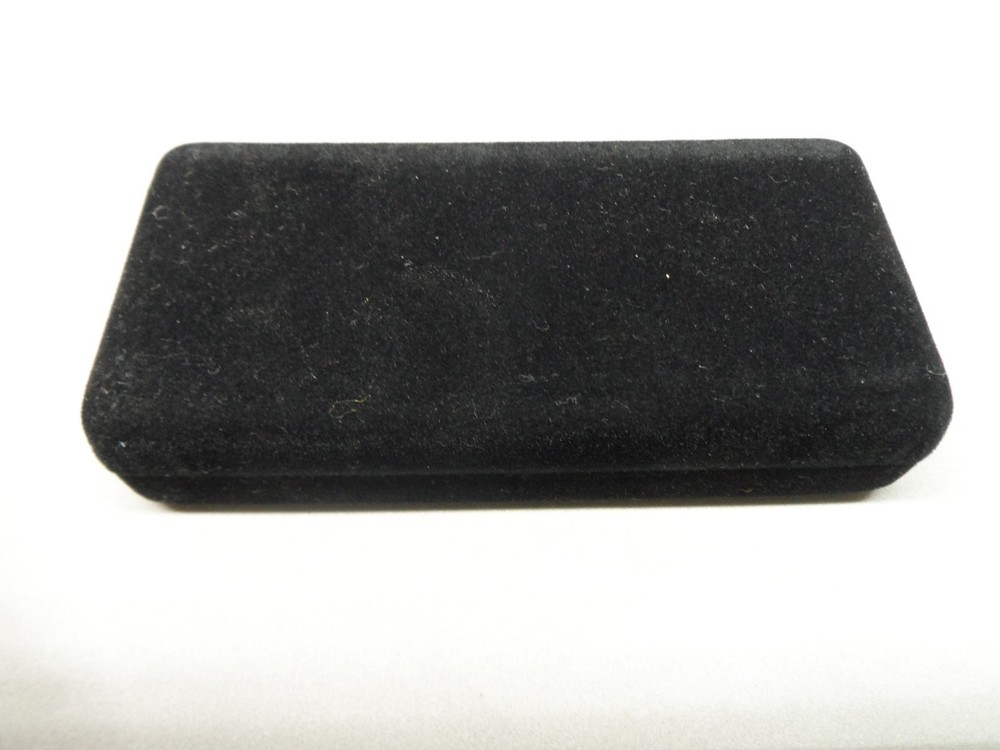 Case xx empty clam shell box