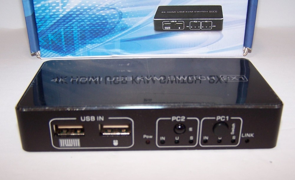 KVM Switch HDMI 2 Port Box,2 USB 2.0 Hub Share 2 Computers