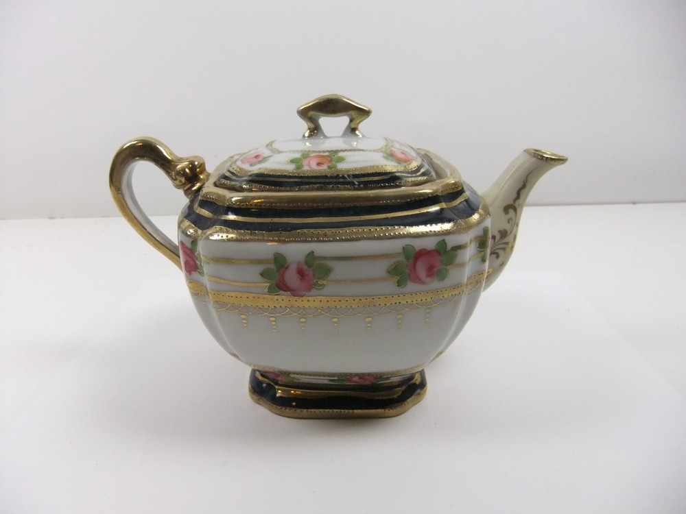 Nippon Teapot