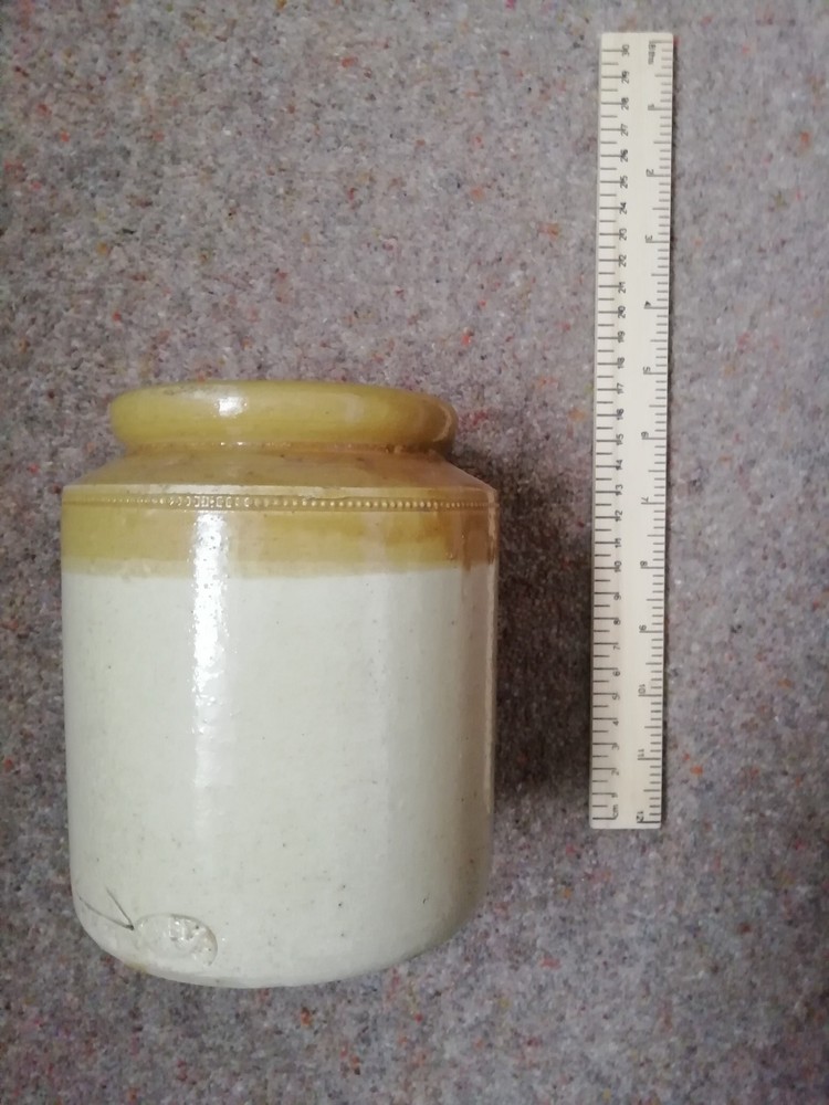 Vintage traditional stone glazed pot approx 15cm tall , nice item (ref 2)