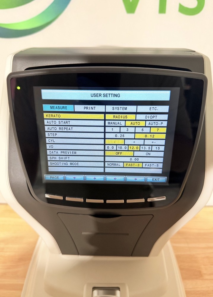 Burton Bark-800 Autorefractor / Keratometer