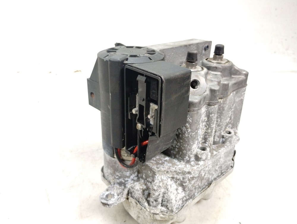2001 01 BMW R1200 C ABS Brake Pump Module