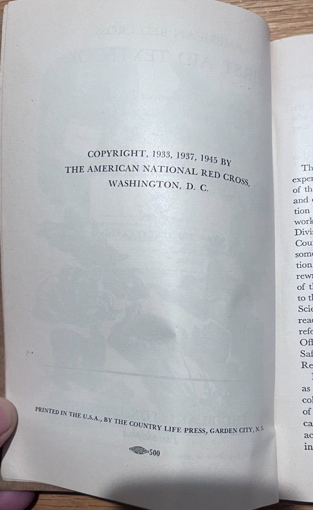 1945 American RED CROSS First Aid TexBook revised edition