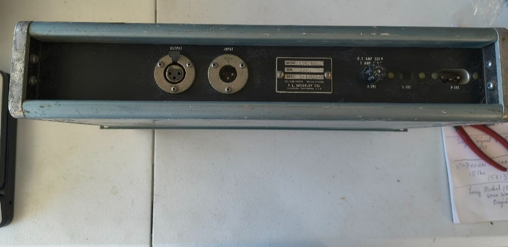 Ling Model 100 - Powers ON- No further tests- AS-IS