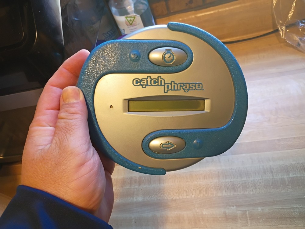 Vintage Catch Phrase 1st Edition Handheld Game Hasbro 2000 Tested