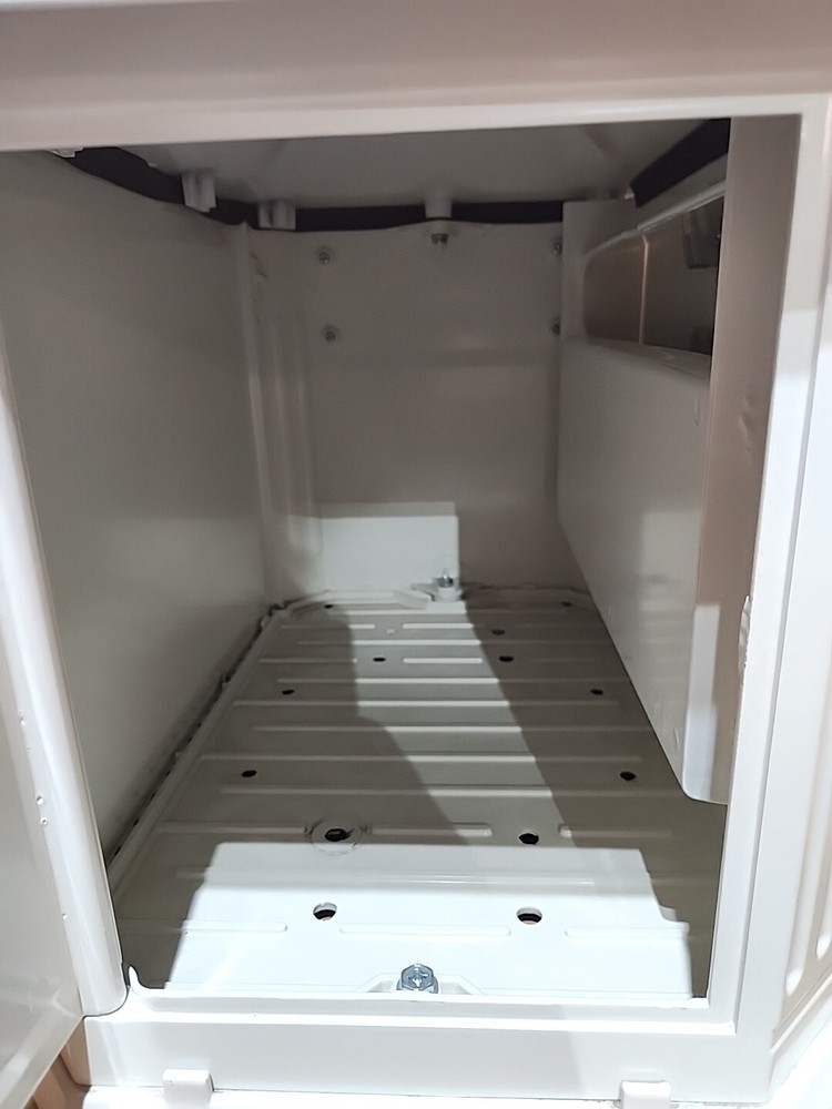 Gibraltar Hamilton Premium Large Locking Aluminum Post Mount Mailbox White Displ