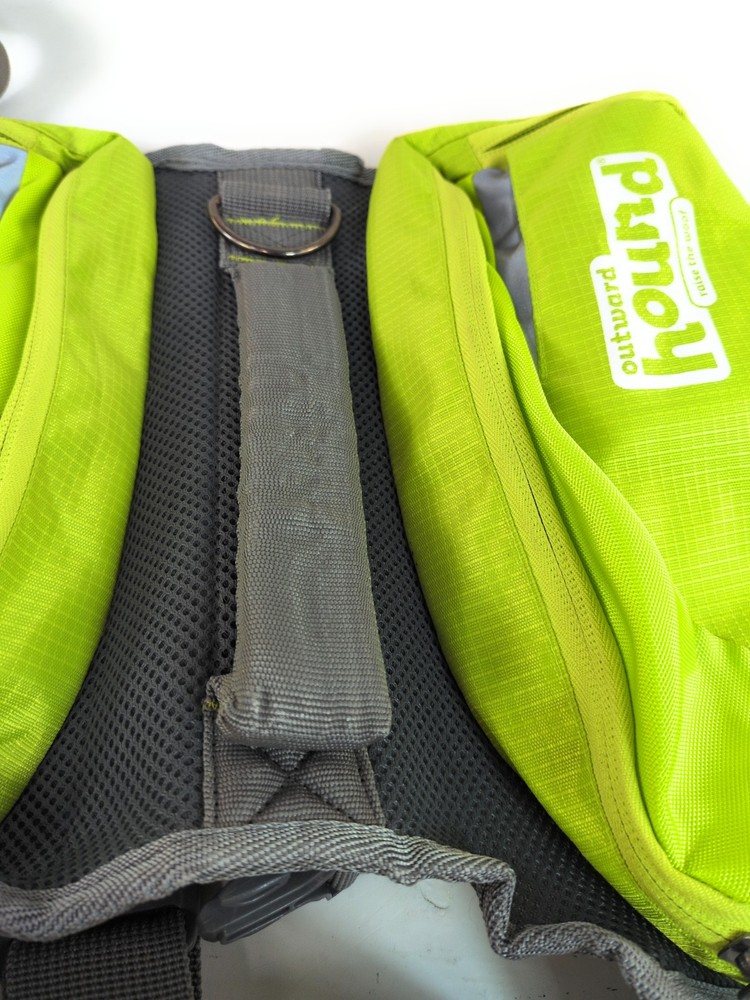 Outward Hound Quick Release Dog Backpack Green Hiking Day Pack Saddle Medium M
