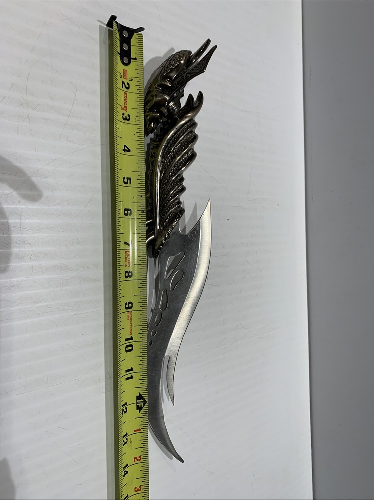 Alien Queen Dagger Knife 14.5 Inches