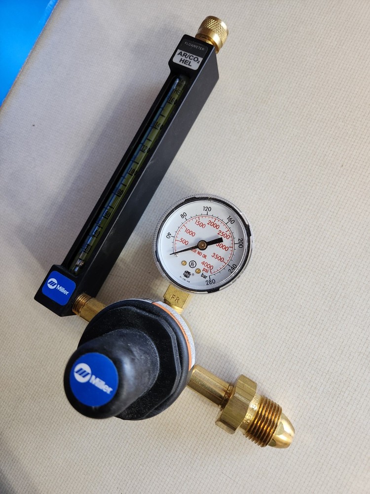 Miller 22-30-580 Argon/CO2 Flowmeter Regulator