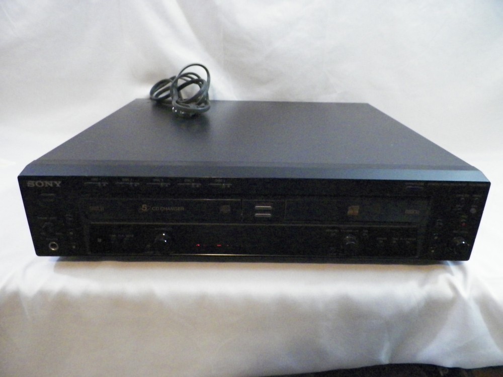 Sony RCD-W500C CD Changer and Recorder