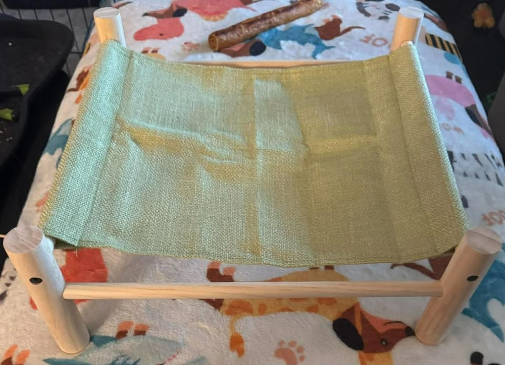 6" by 6" Small Animal Bed