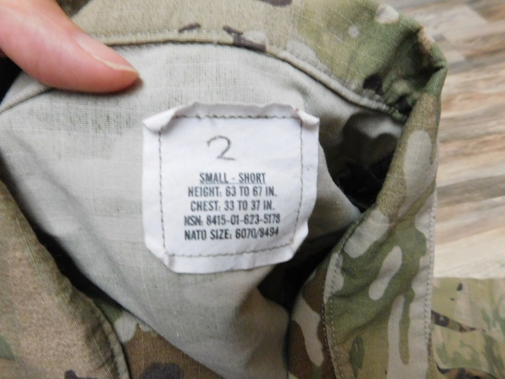US ARMY OCP COAT SZ SMALL - SHORT