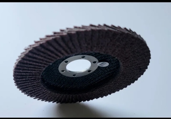 Warrior Flap disc 36 grit Aluminum oxide