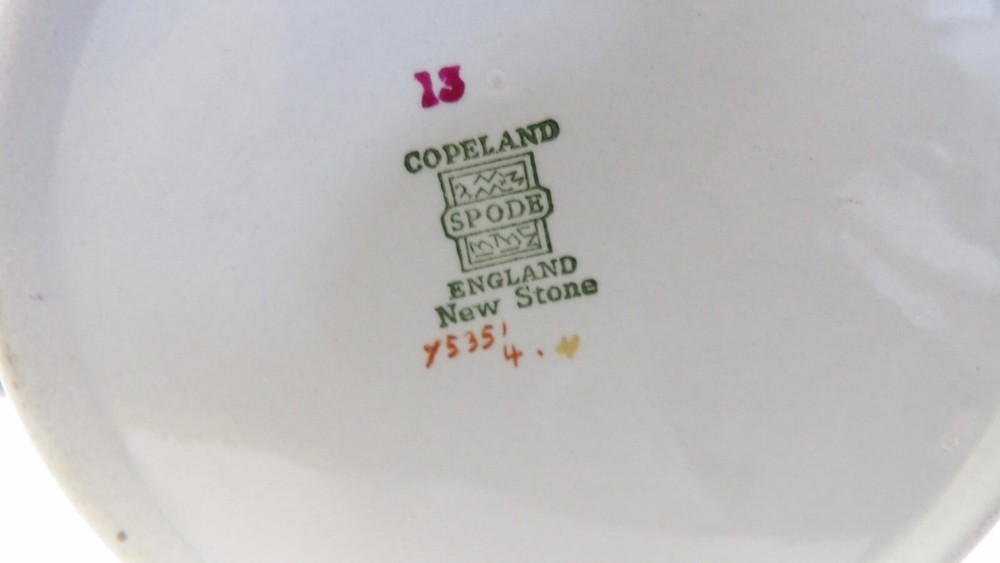 Spode New Stone Lord Calvert Y3551 Tea Set