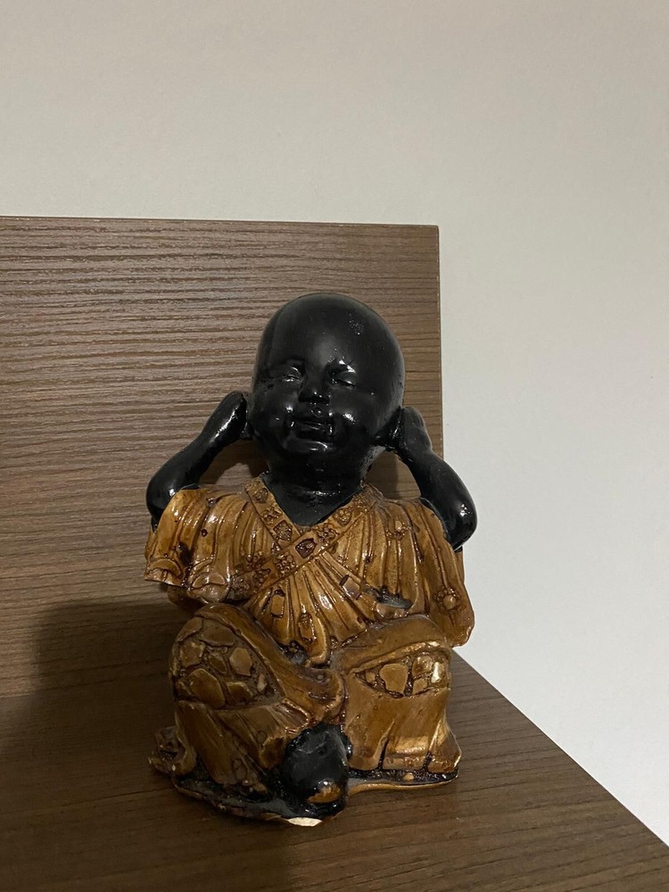 Natural Trinket Box Human Figures Decorated