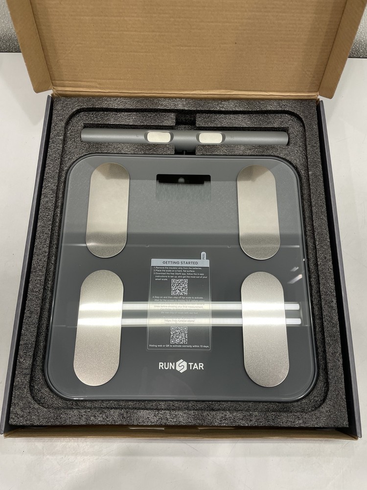 RunStar Smart Full Body Composition Scale, Grey FG2211LB