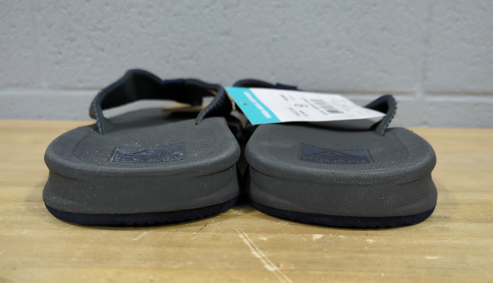 NWT Men’s Reef Phantom II Grey/Navy High Arch Support Size 9