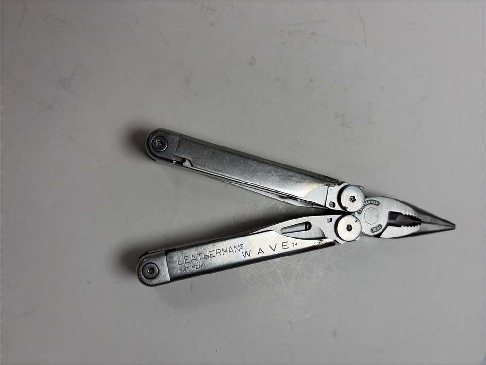 LEATHERMAN WAVE MULTITOOL Used with some light wear