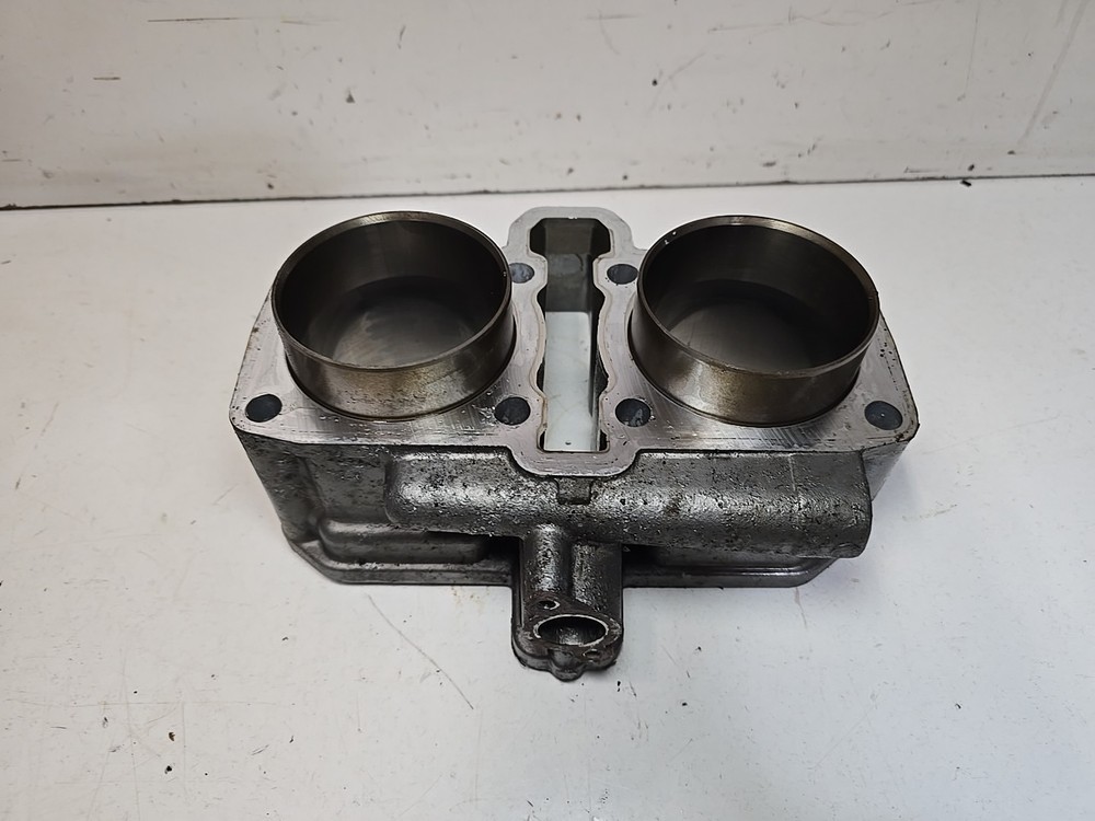 Kawasaki ER5 1996 - 2007 Engine Barrel
