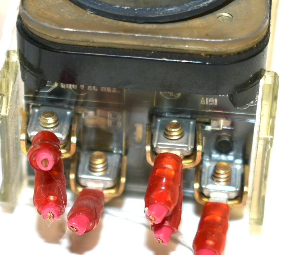 Used AB Cat Switch 800T A2W B-16824