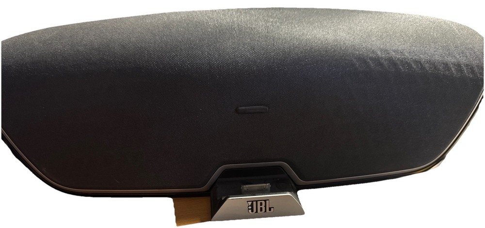 JBL OnBeat Venue Wireless iPad Dock Bluetooth Speaker