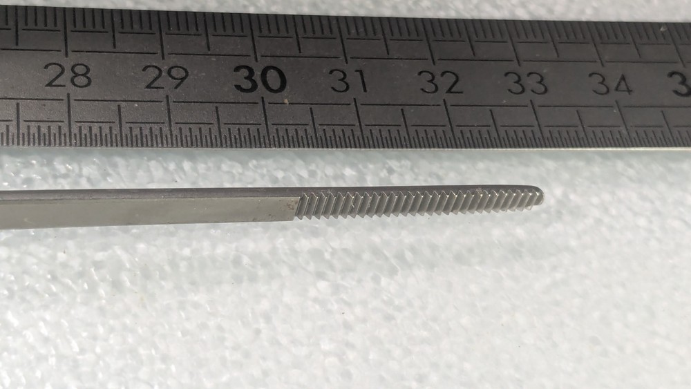 Jarit 130-125 Thumb Forceps