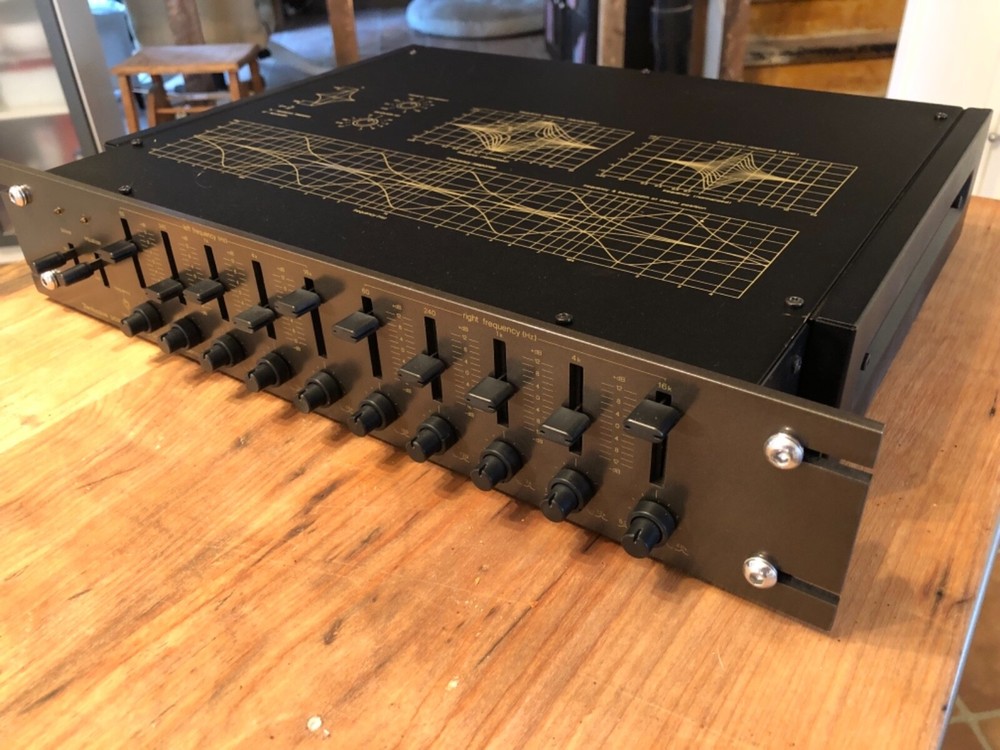 (PARTING OUT) TECHNICS 10E SH-9010 E ROUND KNOB FOR BANDWIDTH (Q) EQUALIZER