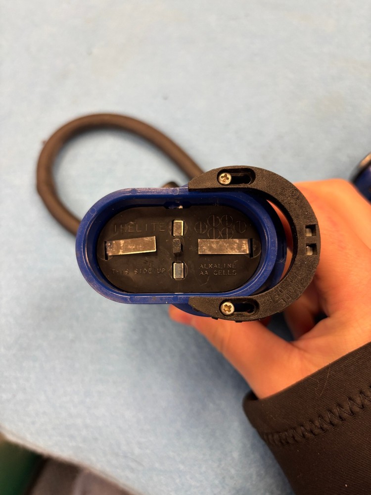 3 Used Ikelite Dive Lights