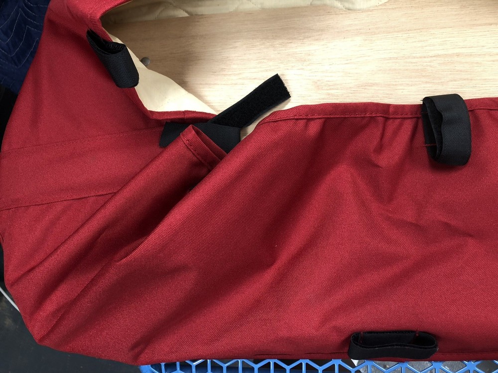 Bugaboo- Frog Red Bassinet/Umbrella