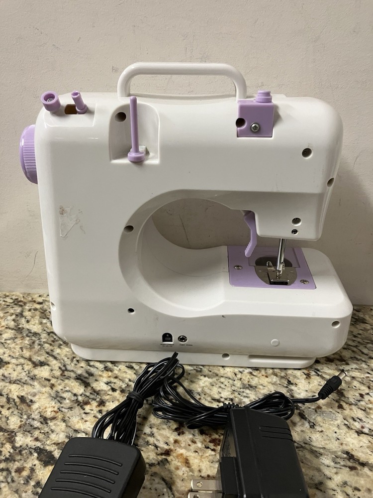 Singer Pixie Plus Sewing Machine Tested Working w/ Box Pedal Adapter