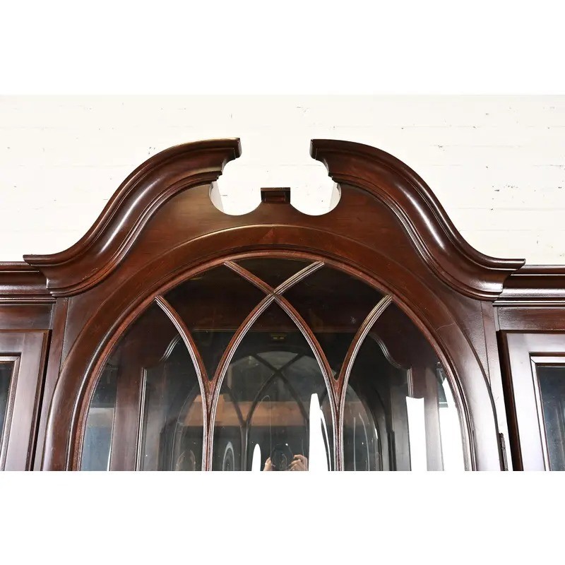 Ethan Allen Georgian Solid Cherry Wood Breakfront Bookcase Cabinet