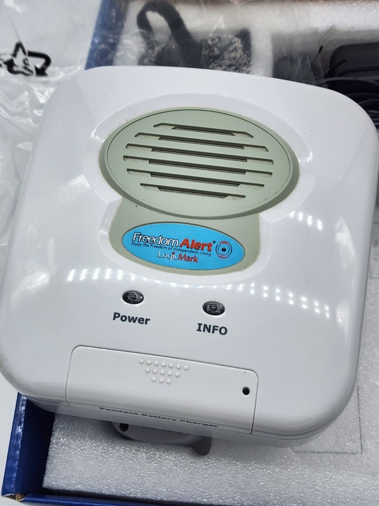 Freedom Alert Personal Emergency Response System With 911 Forwarding Model 35511