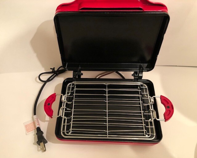 Bella Red S'mores Maker Machine Excellent Condition
