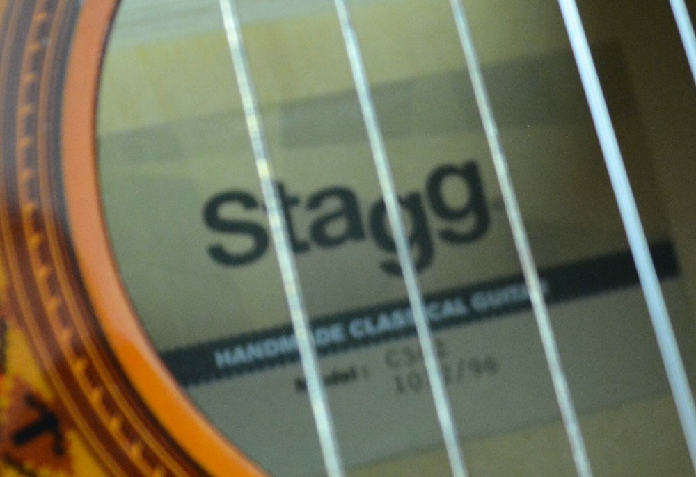 STAGG (Damage) Natural Model C542 Nylon String Classical Guitar 4/4 40"