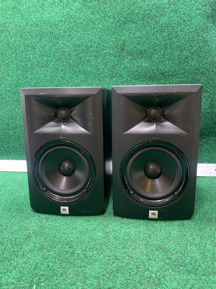 JBL Speakers Linear Spatial Reference 3 Series Pair