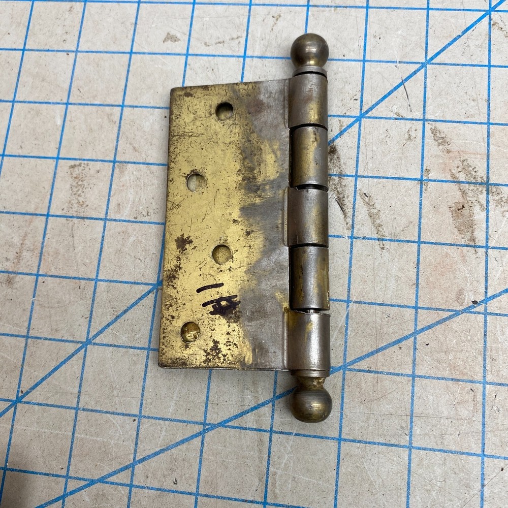 4.5 x 4.5 Door Hinge with Ball Tips
