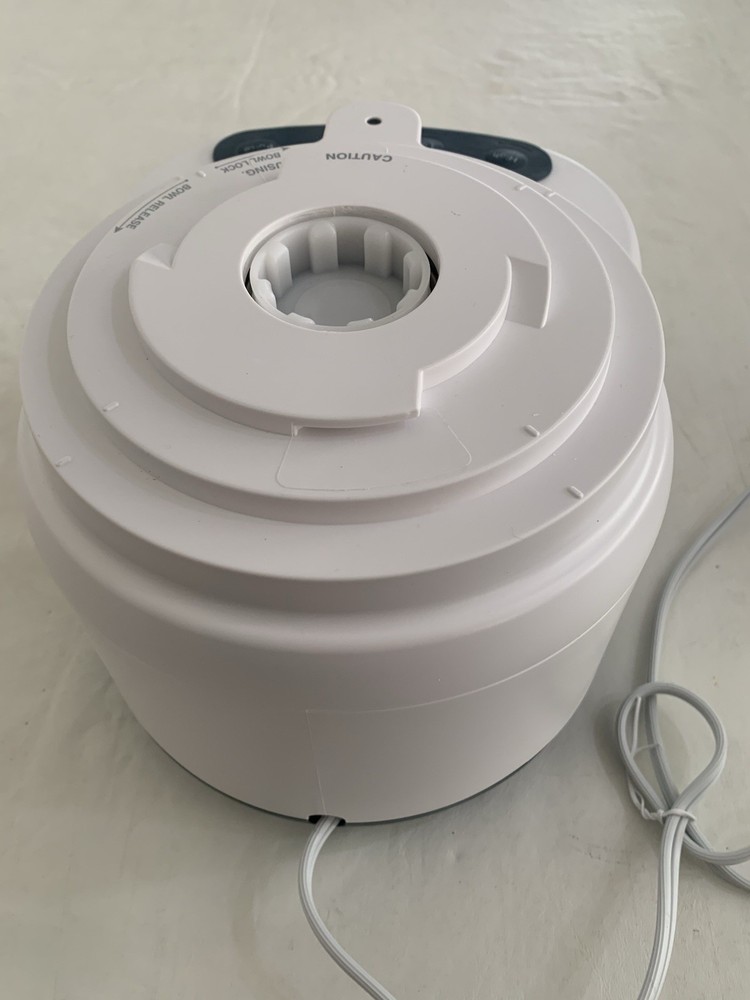 Cuisinart Elemental 13 Cup Food Processor FP-1300 White BASE ONLY Replacement