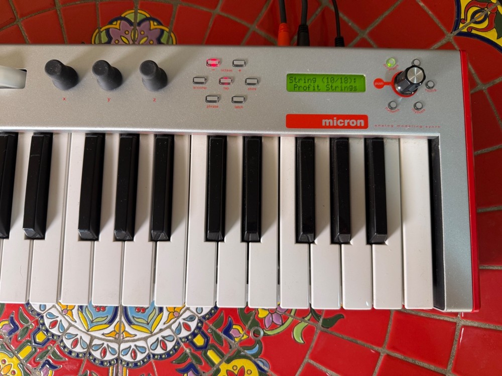 Alesis Micron 3 OSCs, 2 Filters, Drum Machine too!