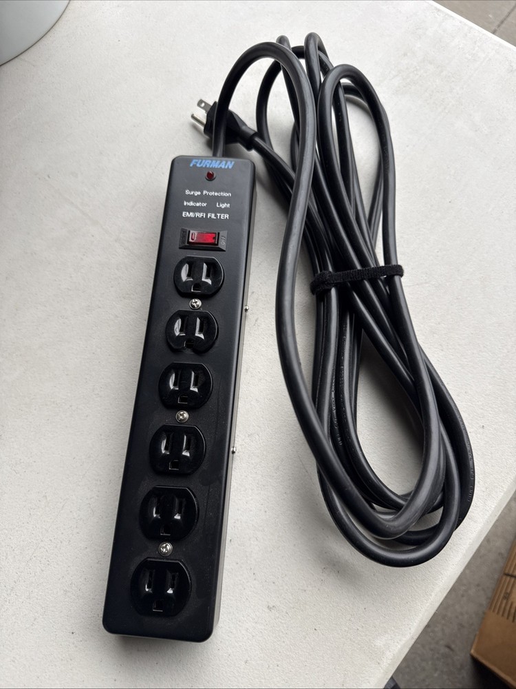 Furman Power Strip Model SS-6