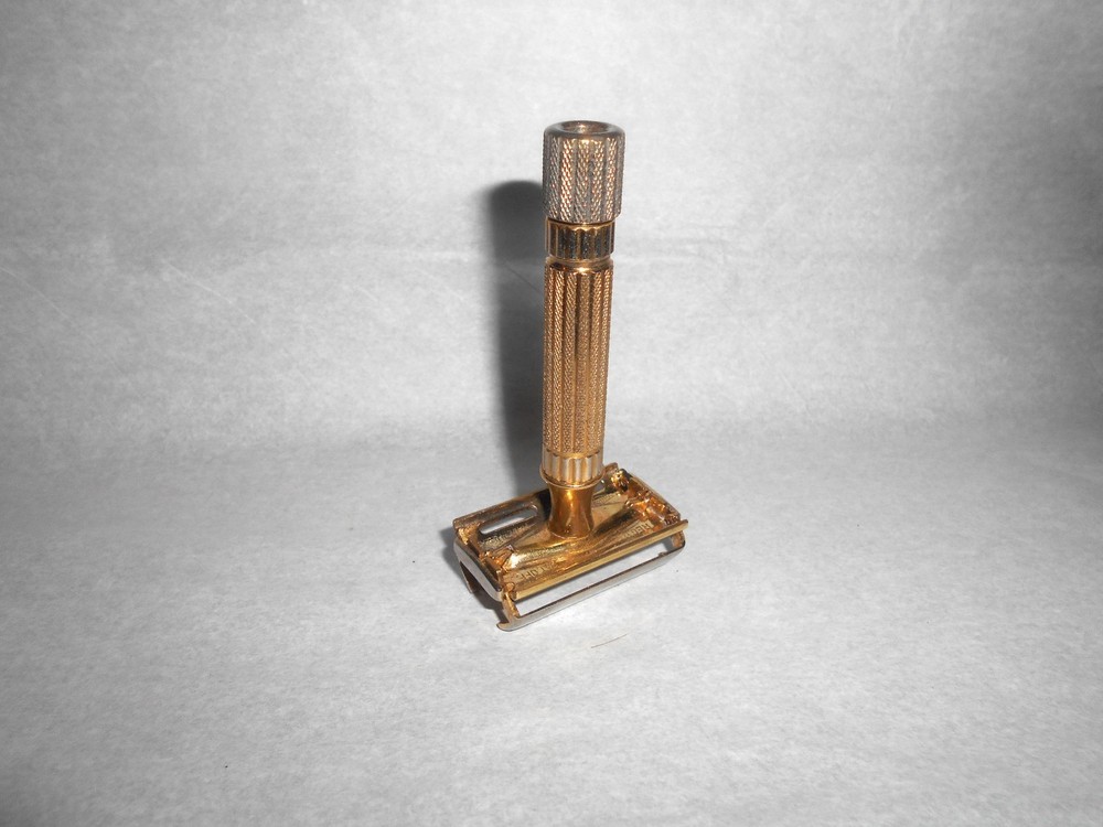 Gillette Aristocrat 1945 46 TTO DE Gold Nickle