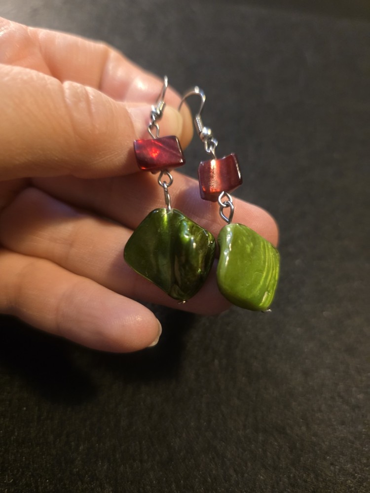 Vgt Green And Red Earrings Glass