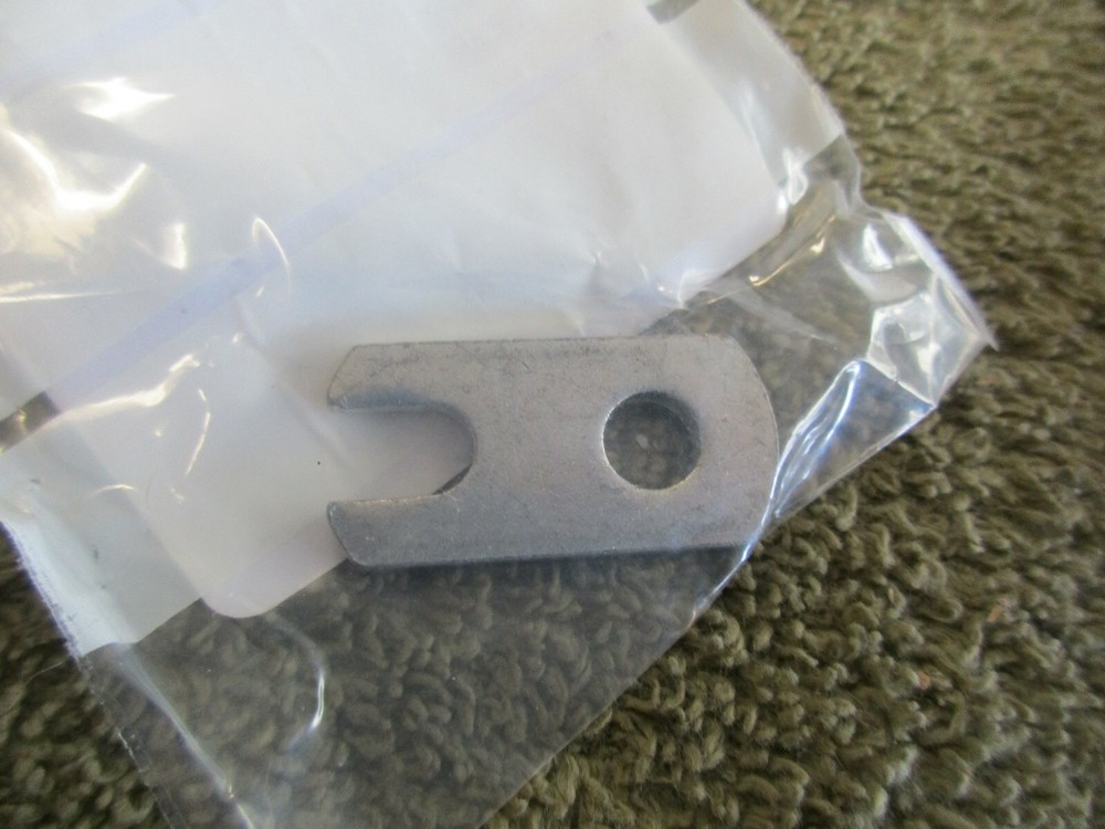 Beechcraft Aircraft Clamp, P/N 82559000 (New Surplus)