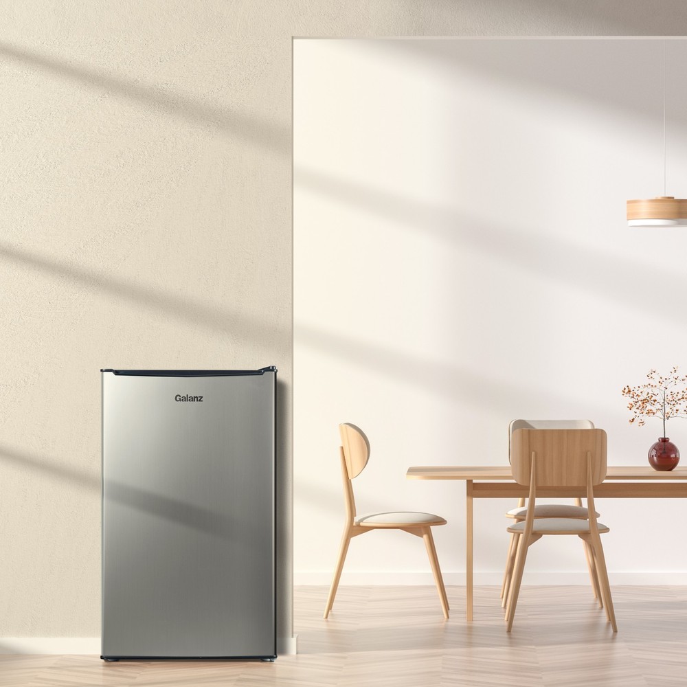 Galanz GLR33MS1E02 3.3 Cu Ft Compact Fridge