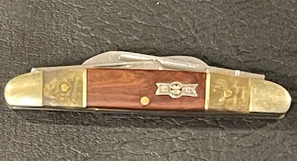 Vintage UNCLE LUCKY 4 BLADE KNIFE