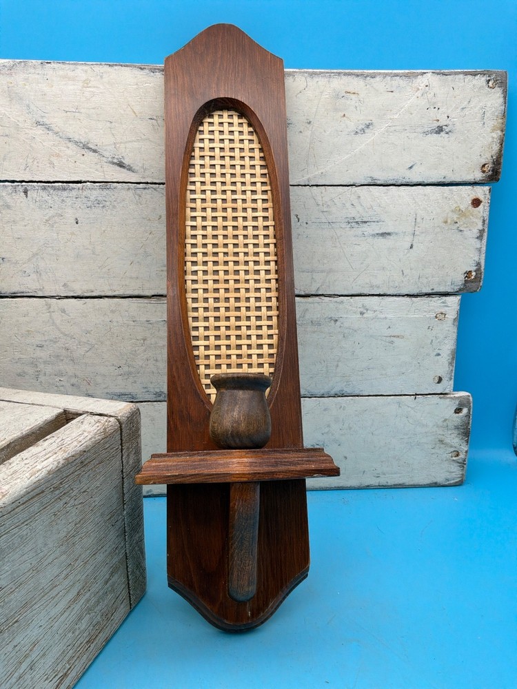 Vintage Wall Sconce w/Cane/Rattan Backing, 16"H